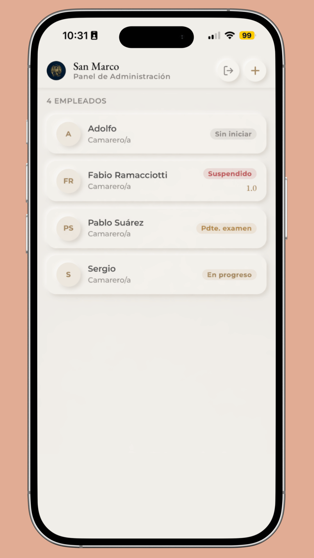 Vista vertical de la app de formación en móvil